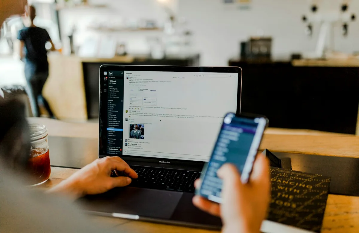 On-device Instagram grid privacy